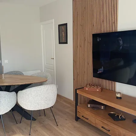 Appartement Avec Jardin Et Terrasse *